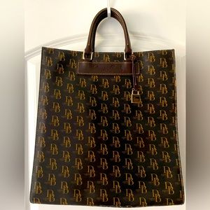 Dooney & bourke EUC